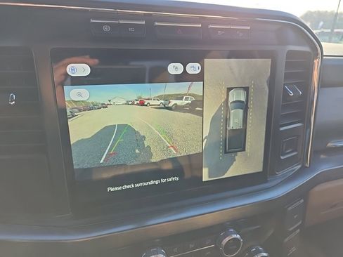 Used 2023 Ford F250 Lariat w/ Chrome Package image 28