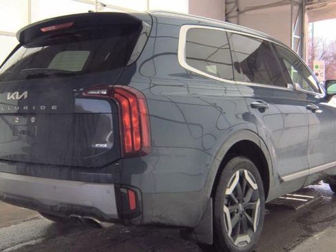Used 2023 Kia Telluride S w/ S Sunroof Package image 5
