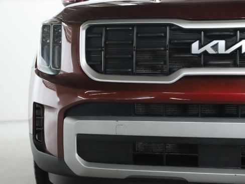 Used 2024 Kia Telluride S w/ S Sunroof Package FWD image 6