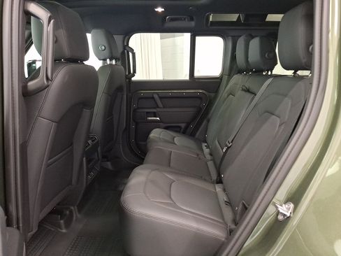 Used 2026 Land Rover Defender 110 S AWD/4WD image 9