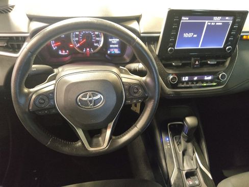 Used 2020 Toyota Corolla SE FWD image 22