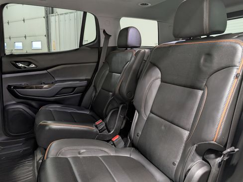 Used 2023 GMC Acadia AT4 w/ Technology Package image 15