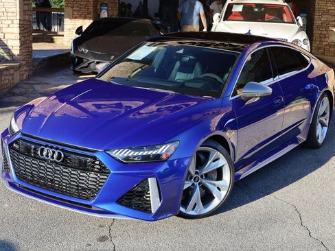Used 2022 Audi RS 7 Sportback w/ RS 7 Executive Package image 4