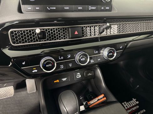 Used 2024 Honda Civic EX image 18