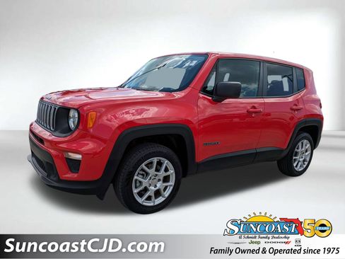 Certified 2023 Jeep Renegade Latitude AWD/4WD image 1