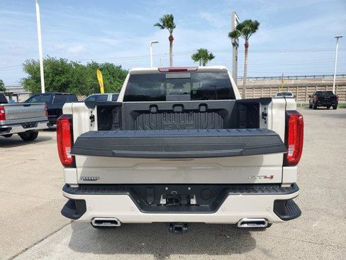 New 2026 GMC Sierra 1500 AT4 w/ AT4 Premium Package AWD/4WD image 13