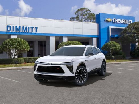 New 2025 Chevrolet Blazer EV RS image 8