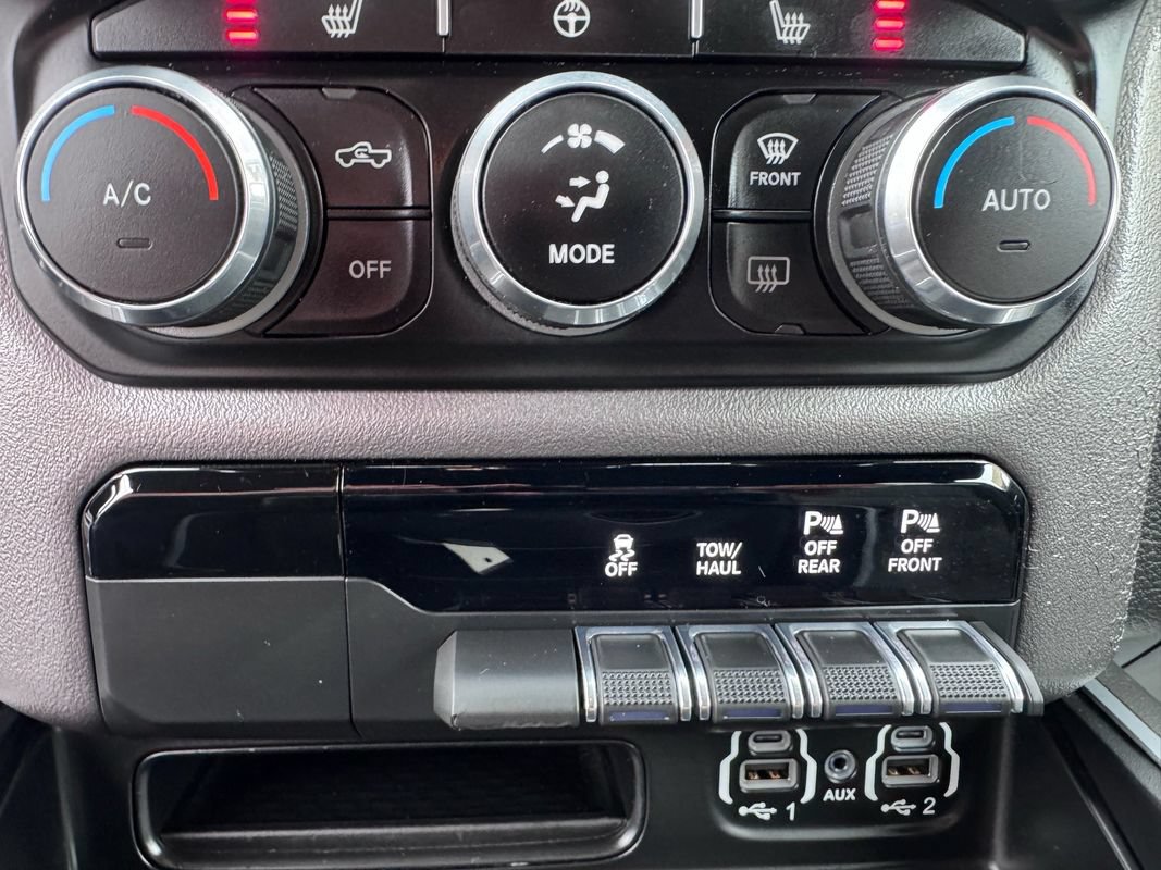 Used 2020 RAM 1500 Big Horn AWD/4WD image 26