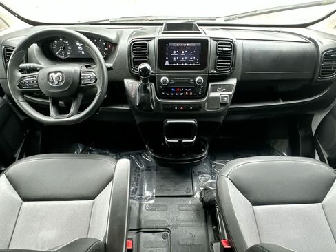 Used 2026 RAM ProMaster 2500 w/ Convenience Group FWD image 24