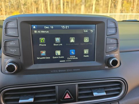 Used 2019 Hyundai Kona Limited image 23