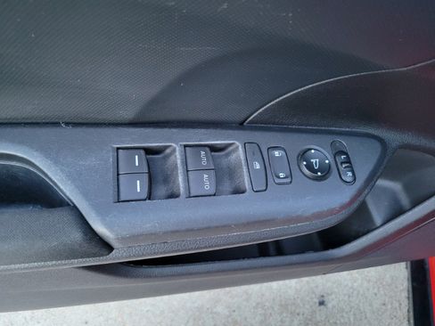 Used 2018 Honda Civic Sport image 15