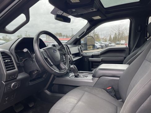 Used 2018 Ford F150 XLT w/ Equipment Group 302A Luxury AWD/4WD image 10