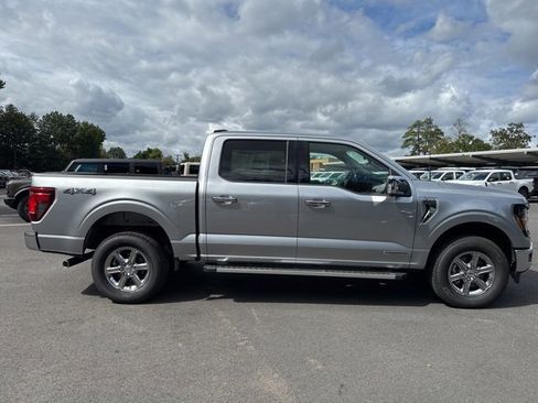 New 2025 Ford F150 XLT w/ Equipment Group 302A MID image 6