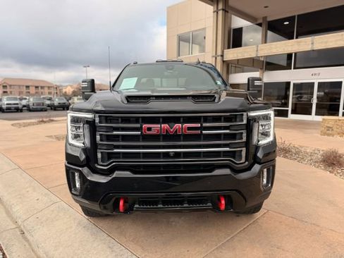 Used 2022 GMC Sierra 2500 AT4 w/ AT4 Premium Plus Package AWD/4WD image 2