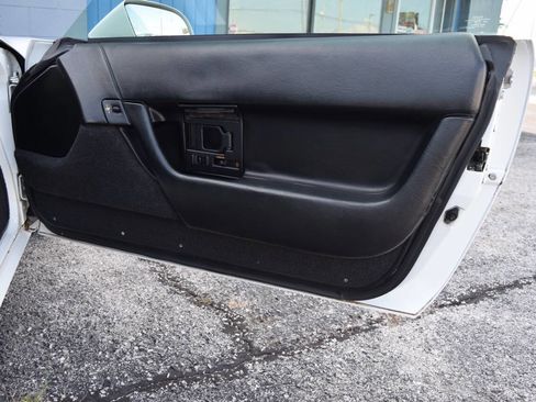 Used 1992 Chevrolet Corvette Coupe image 45