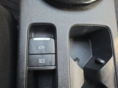 Used 2024 Kia Forte GT-Line FWD image 35