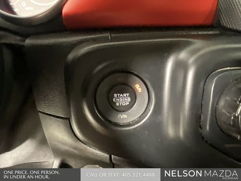 Used 2018 Jeep Wrangler Unlimited Rubicon w/ Dual Top Group image 35