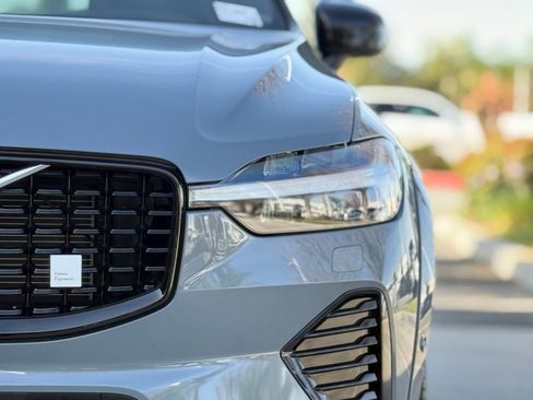 Used 2024 Volvo XC60 T8 Polestar image 13