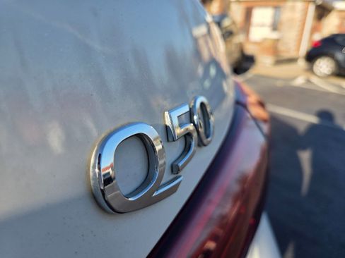 Used 2019 INFINITI Q50 Luxe image 9