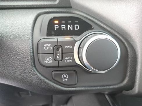 New 2026 RAM 1500 Big Horn AWD/4WD image 20