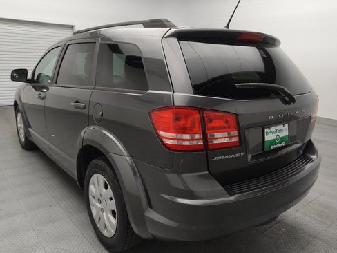 Used 2018 Dodge Journey SE w/ Connectivity Group FWD image 5