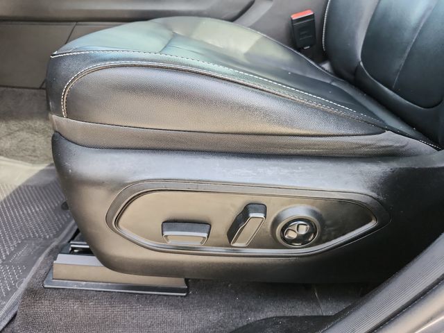 Used 2021 Jeep Grand Cherokee L Limited RWD image 26