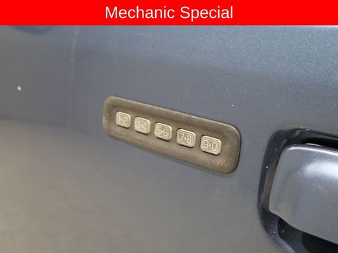 Used 1999 Ford Explorer XLT image 16