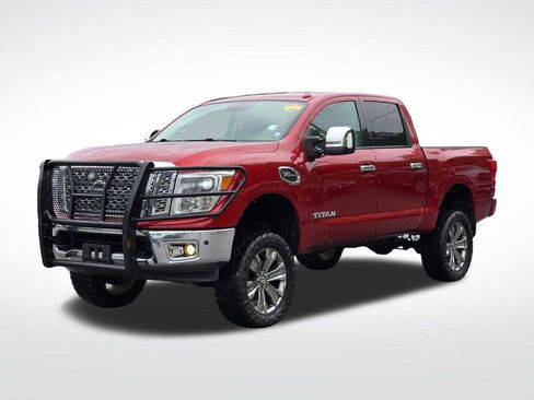 Used 2017 Nissan Titan SL w/ Chrome Package AWD/4WD image 2