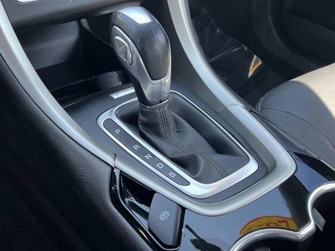 Used 2016 Ford Fusion SE w/ Equipment Group 202A FWD image 20