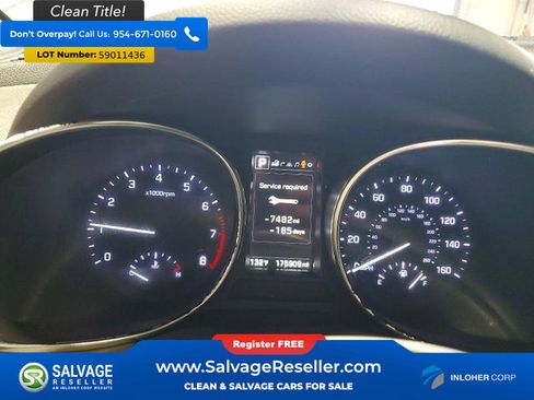 Used 2019 Hyundai Santa Fe XL AWD/4WD image 12