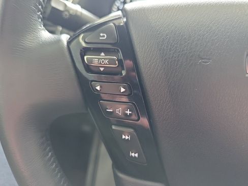 Used 2023 Nissan Armada SL w/ Midnight Edition Package image 40