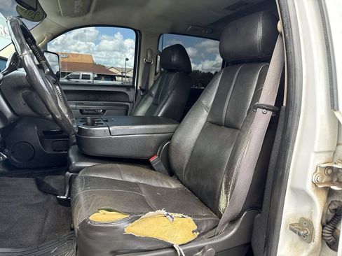 Used 2012 Chevrolet Silverado 2500 LT w/ Z71 Appearance Package AWD/4WD image 13