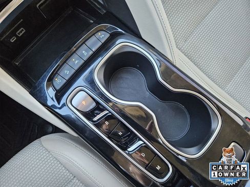 Used 2023 Buick Envision Preferred image 23
