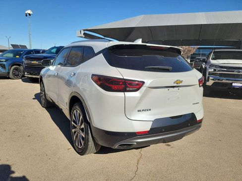 Used 2024 Chevrolet Blazer Premier w/ Enhanced Convenience Package image 4