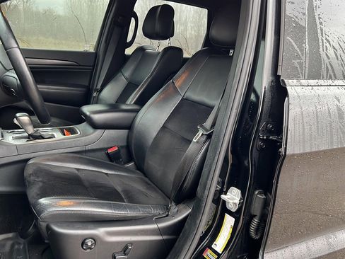 Used 2018 Jeep Grand Cherokee Altitude image 8