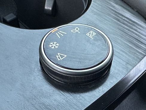 Used 2022 Nissan Rogue SL w/ SL Premium Package image 39