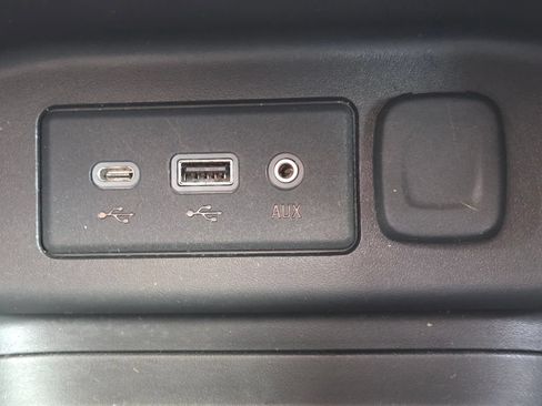 Used 2020 Chevrolet Equinox LT AWD/4WD image 11