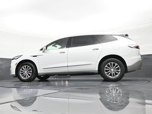 Used 2022 Buick Enclave Premium FWD image 21