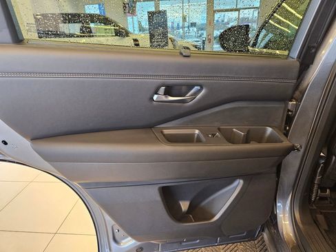 New 2026 Nissan Pathfinder Platinum w/ Cargo Package AWD/4WD image 26