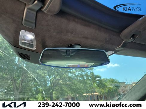 Used 2015 Chevrolet Corvette Z06 w/ 3LZ Preferred Equipment Group RWD image 30