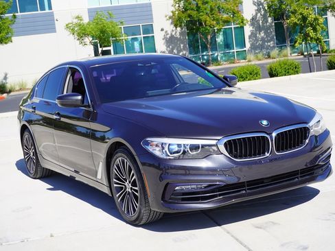 Used 2018 BMW 530i RWD image 8