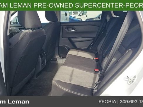 Used 2024 Nissan Rogue SV FWD image 5