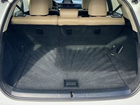 Used 2014 Lexus CT 200h FWD image 10