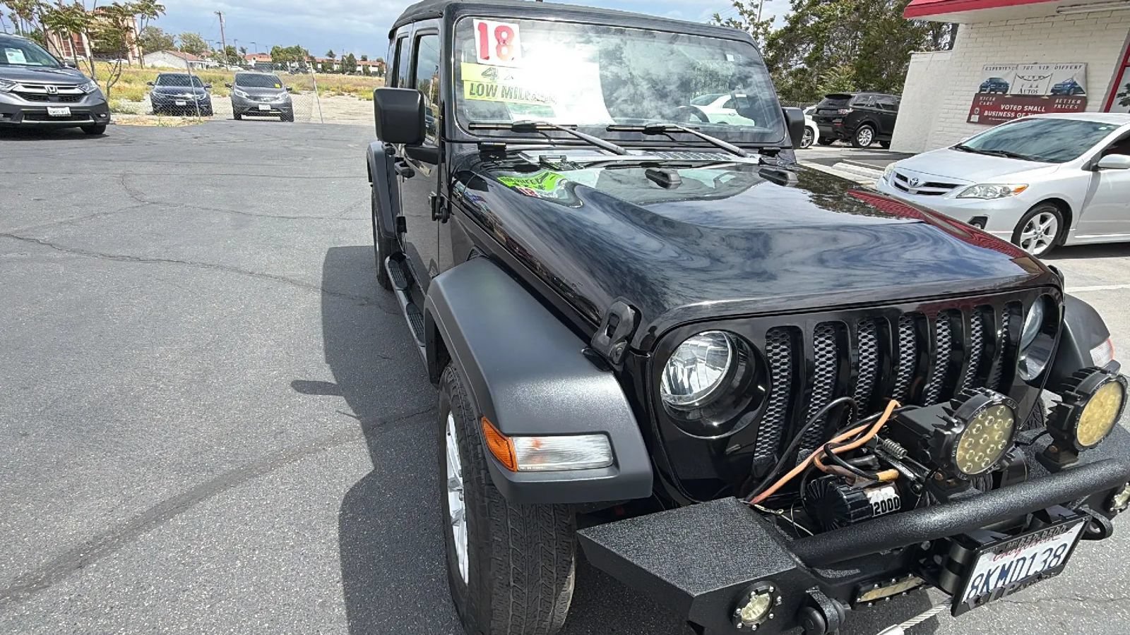 Used 2018 Jeep Wrangler Unlimited Sport S AWD/4WD image 2