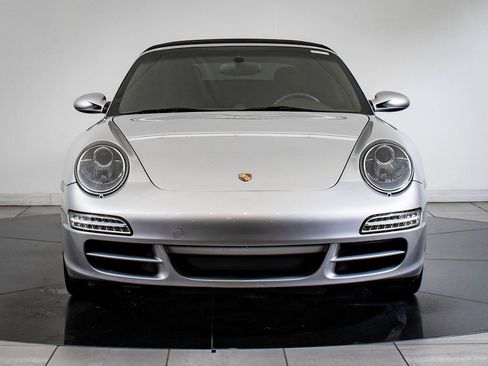 Used 2008 Porsche 911 Carrera 4 image 11