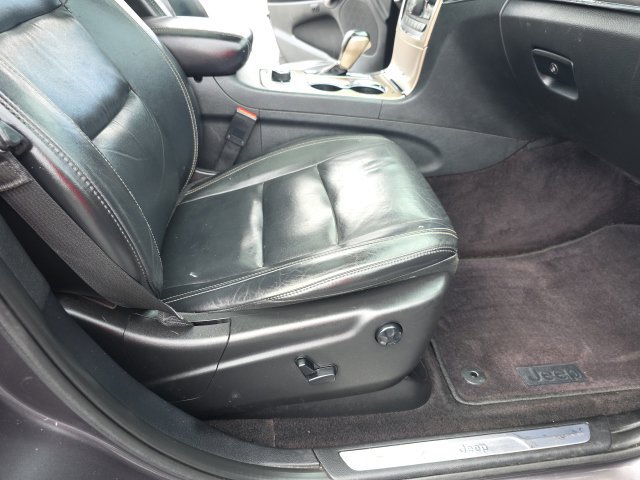 Used 2016 Jeep Grand Cherokee Limited AWD/4WD image 40