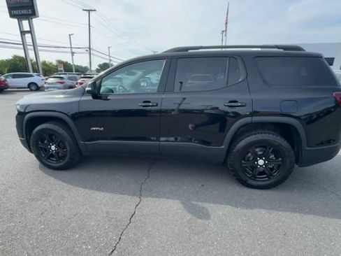Used 2023 GMC Acadia AT4 w/ Technology Package AWD/4WD image 5