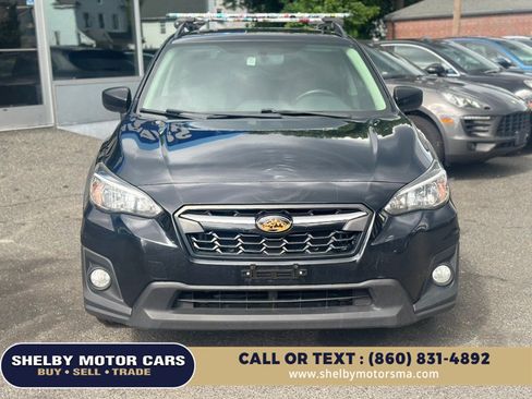 Used 2019 Subaru Crosstrek 2.0i Premium w/ Moonroof Package AWD/4WD image 2