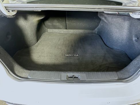 Used 2024 Nissan Sentra SV FWD image 26