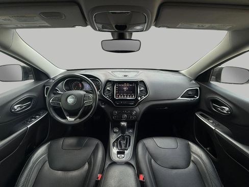 Used 2019 Jeep Cherokee Limited AWD/4WD image 5